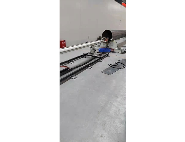 钢管内纵缝焊接机